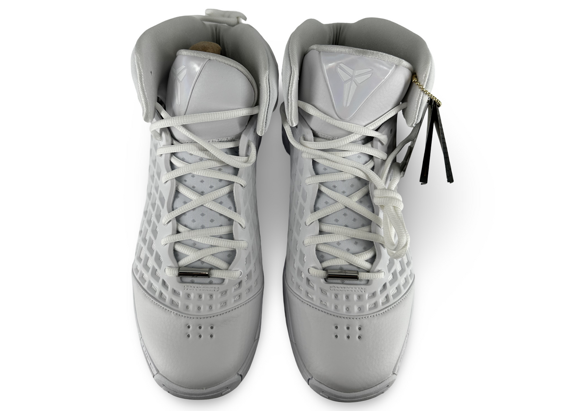 Nike Kobe 3 Protro Halo