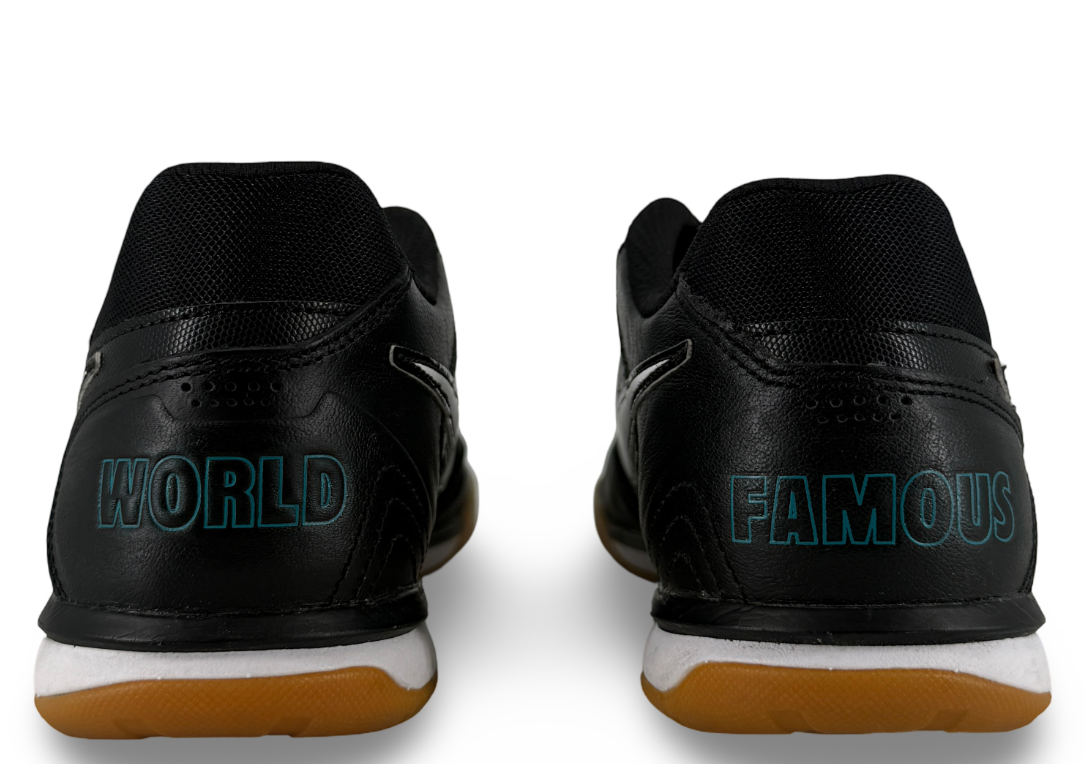 Supreme x Nike SB Gato Black