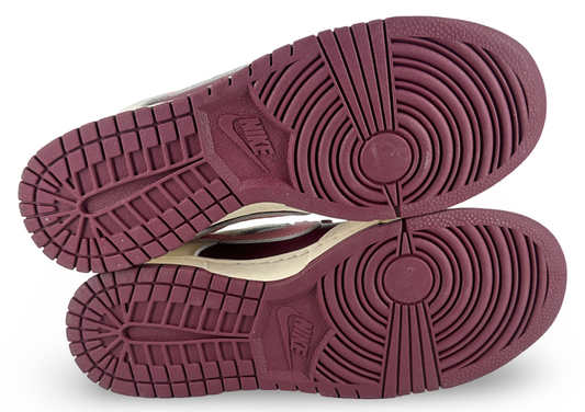 Nike Dunk Low Retro PRM Valentine's Day (2023)