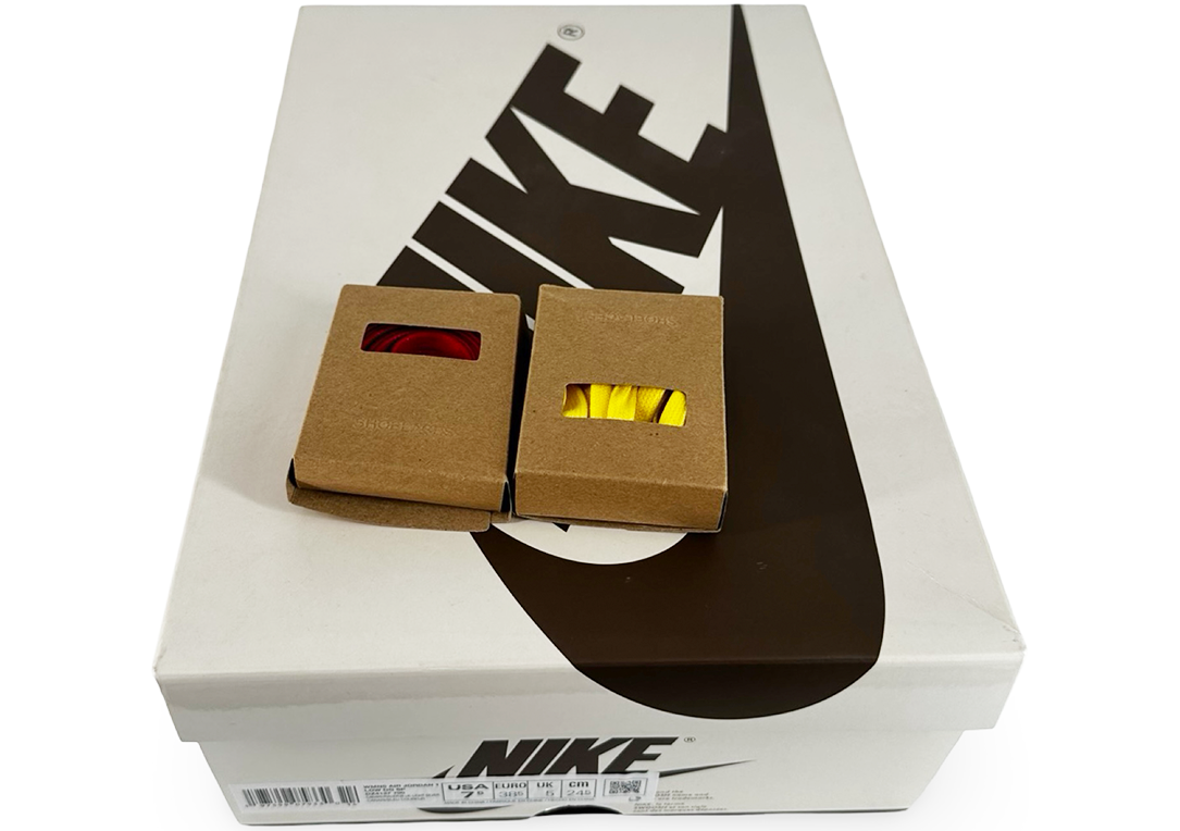 Jordan 1 Retro Low OG SP Travis Scott Canary (Women's)