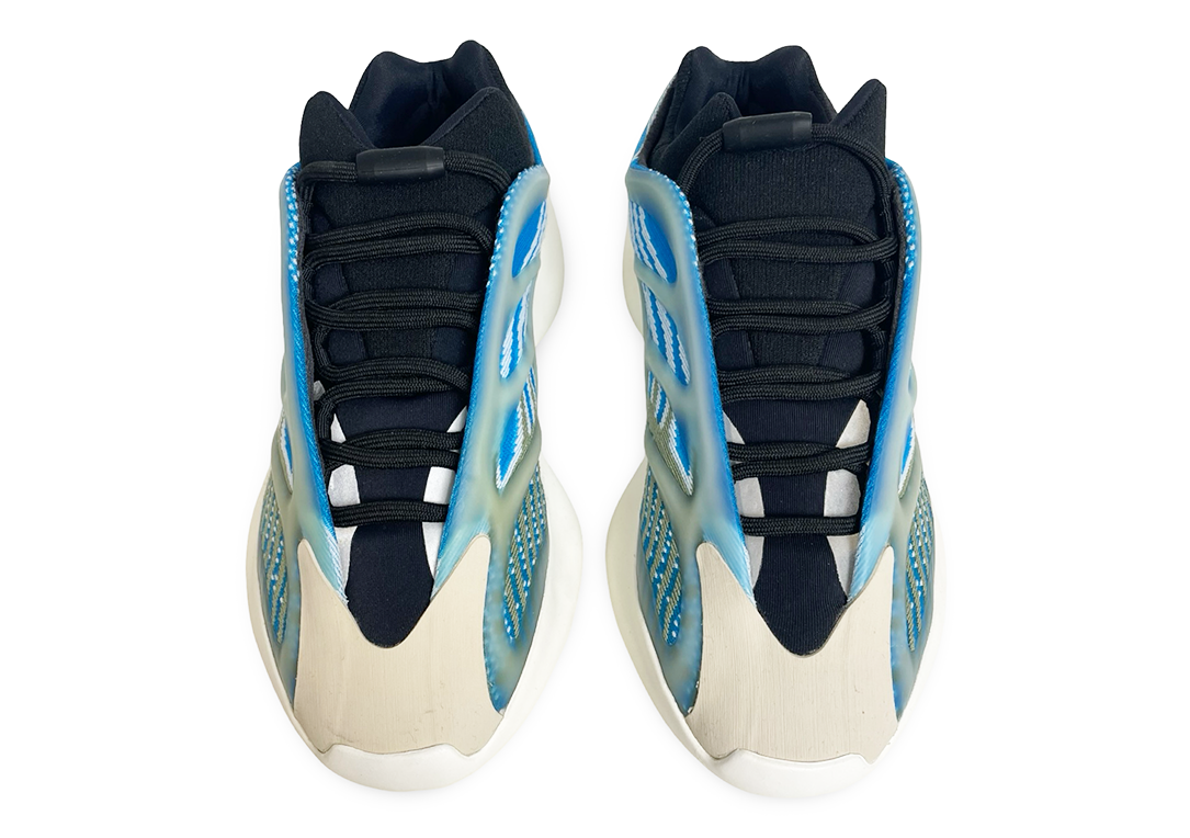 adidas Yeezy 700 V3 Arzareth