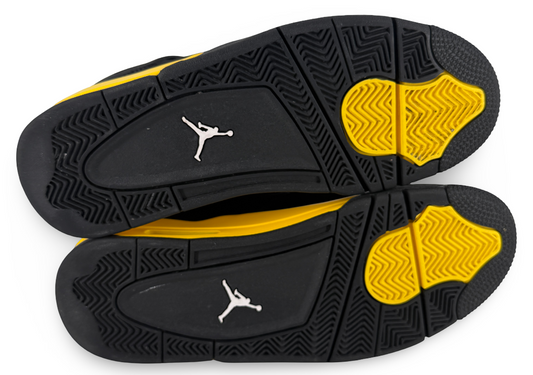 Jordan 4 Retro Thunder (2023)