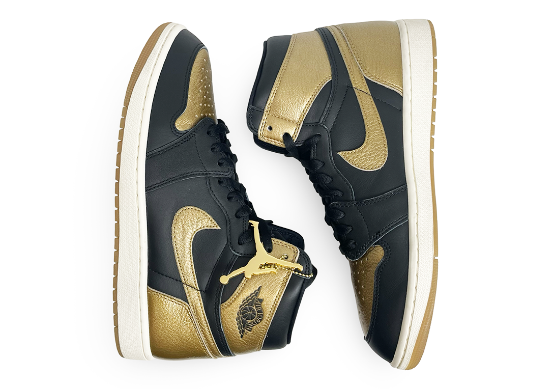 Jordan 1 Retro High OG Black Metallic Gold
