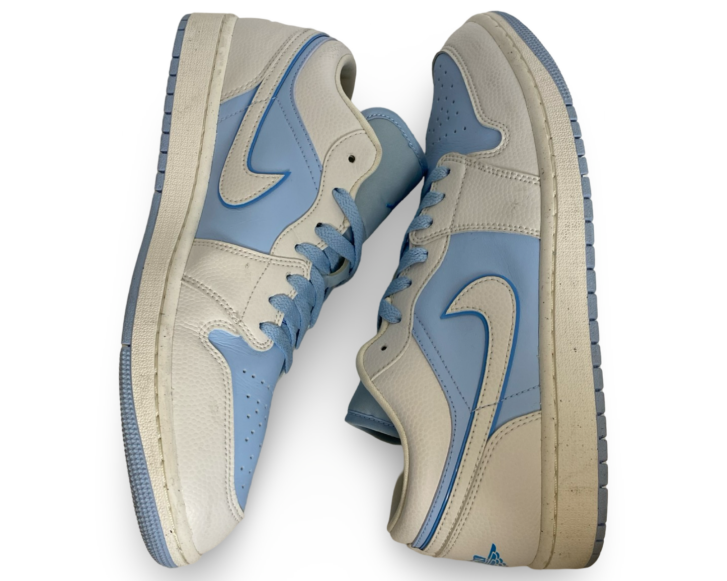 Air Jordan 1 Low SE Reverse Ice Blue (Women's)