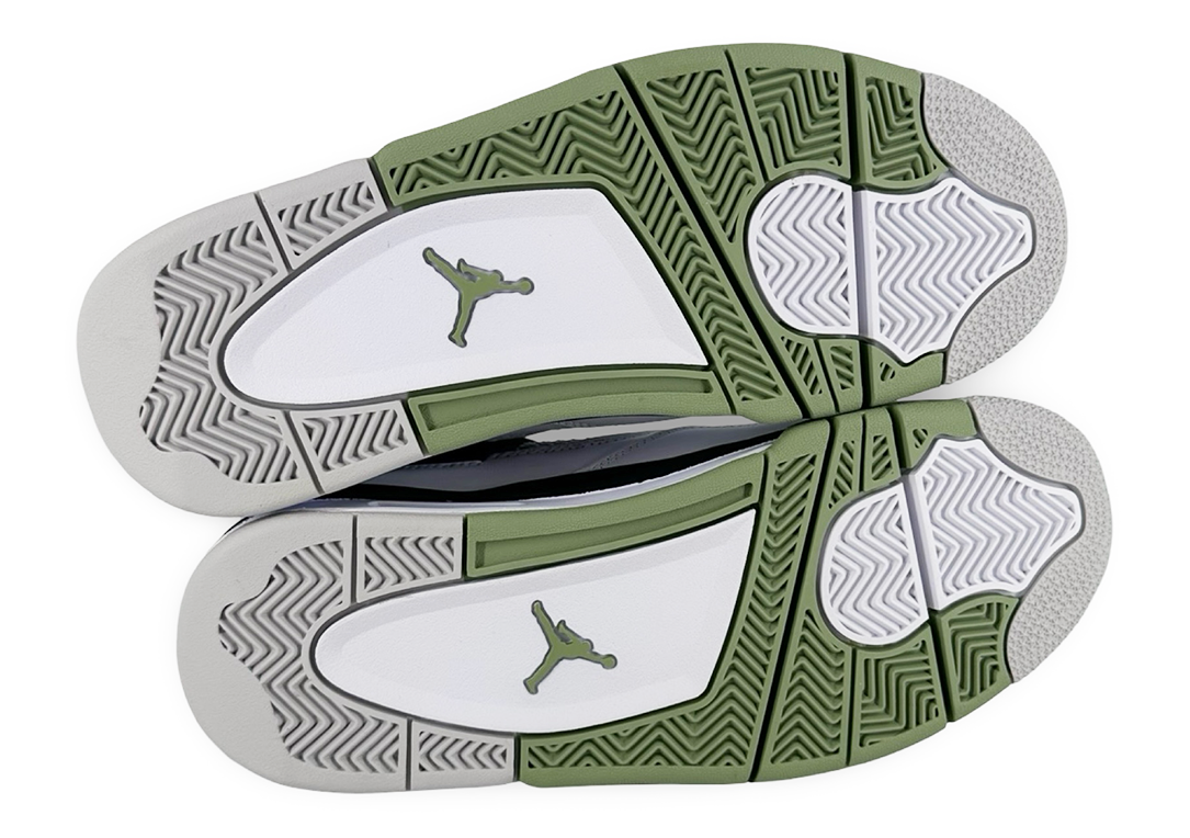 Jordan 4 Retro Seafoam (Women's)