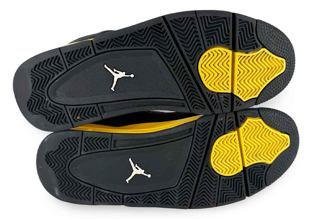 Jordan 4 Retro Thunder (2023)