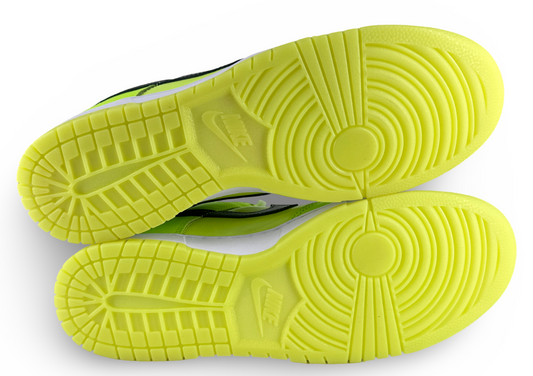 Nike Dunk Low SE Splash Volt