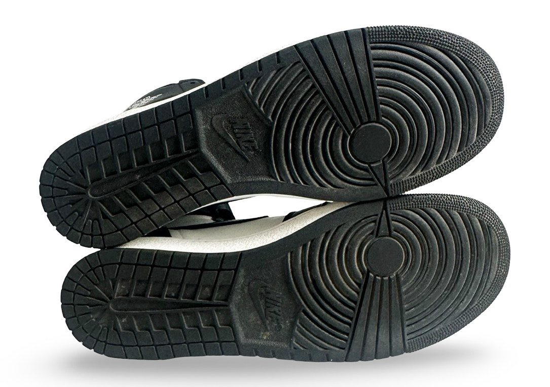 Jordan 1 Retro High OG Black/White (2023)