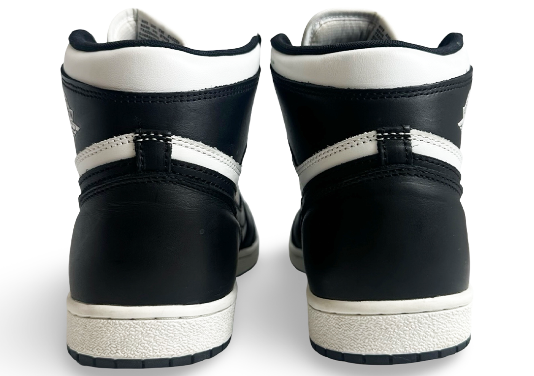 Jordan 1 Retro High OG Black/White (2023)