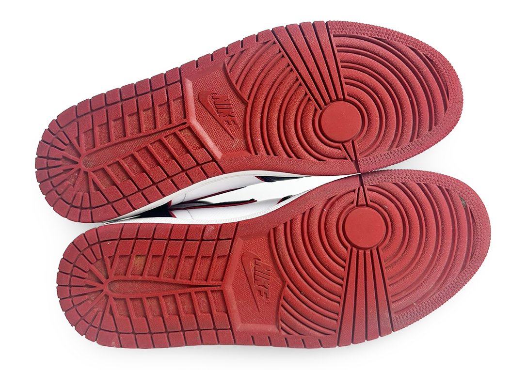 Jordan 1 Retro High Bloodline