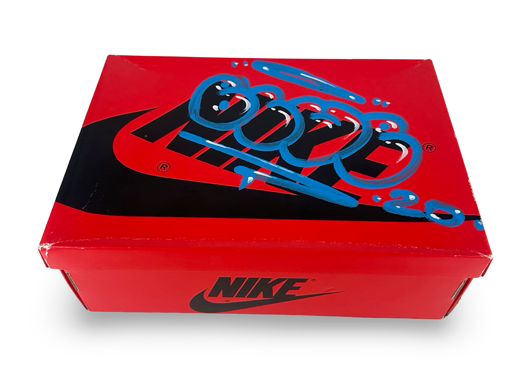 Jordan 1 Mid SE Fearless Blue the Great (SIGNED BOX)