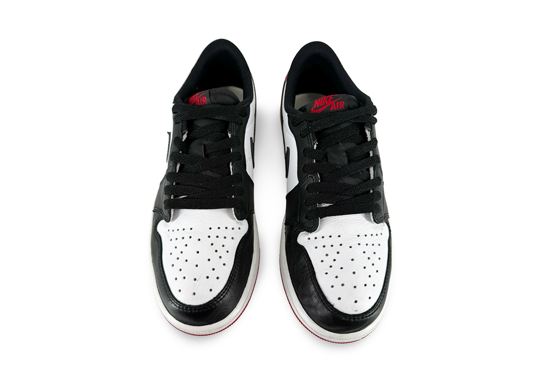 Jordan 1 Retro Low OG Black Toe (2023)
