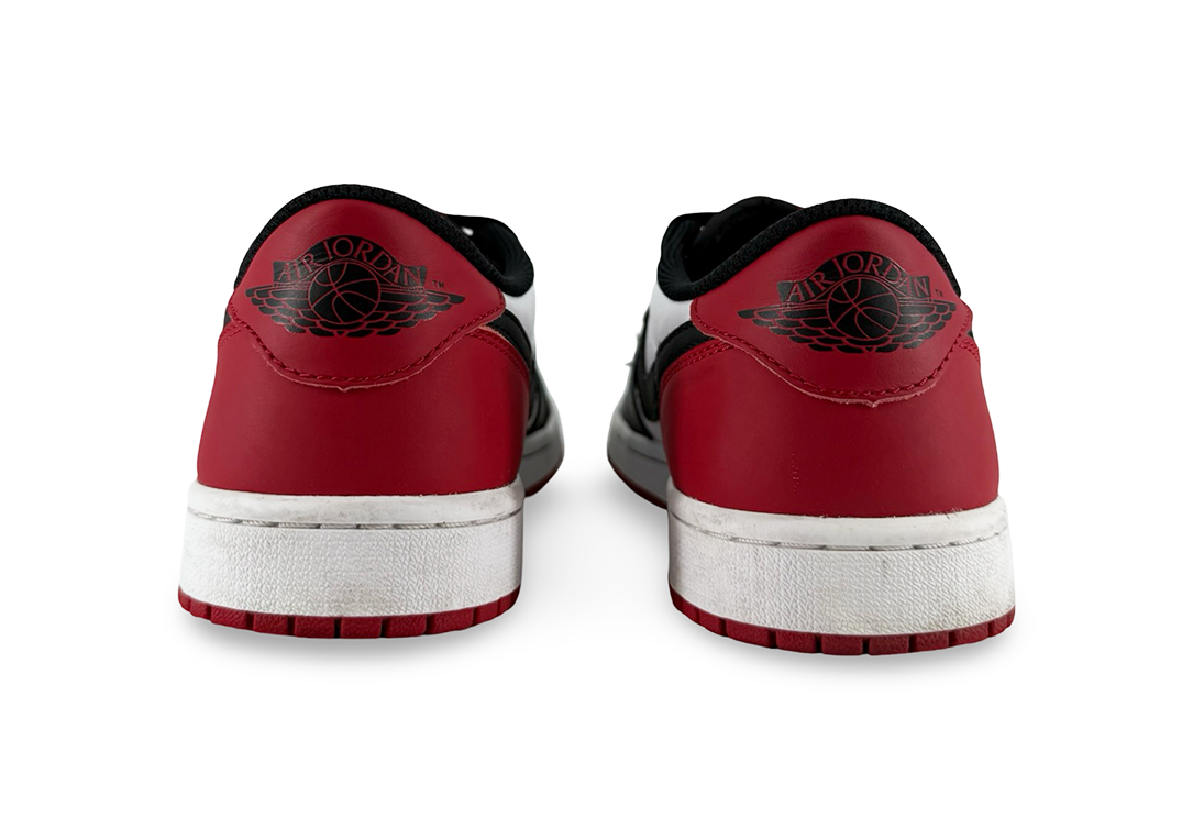 Jordan 1 Retro Low OG Black Toe (2023)