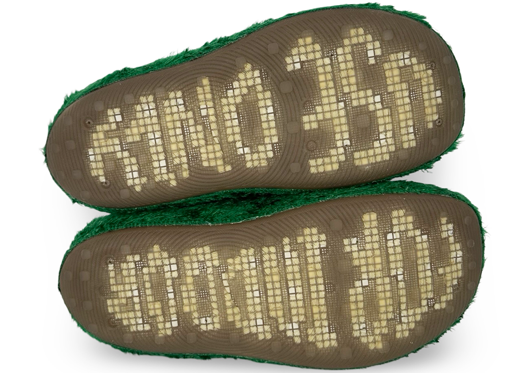 Nike ReactX Rejuven8 Slide .SWOOSH Touch Grass Kelly Green