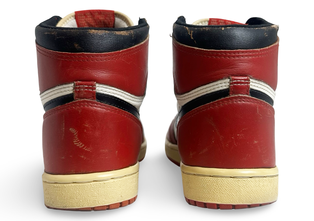 Jordan 1 OG Chicago (1985)