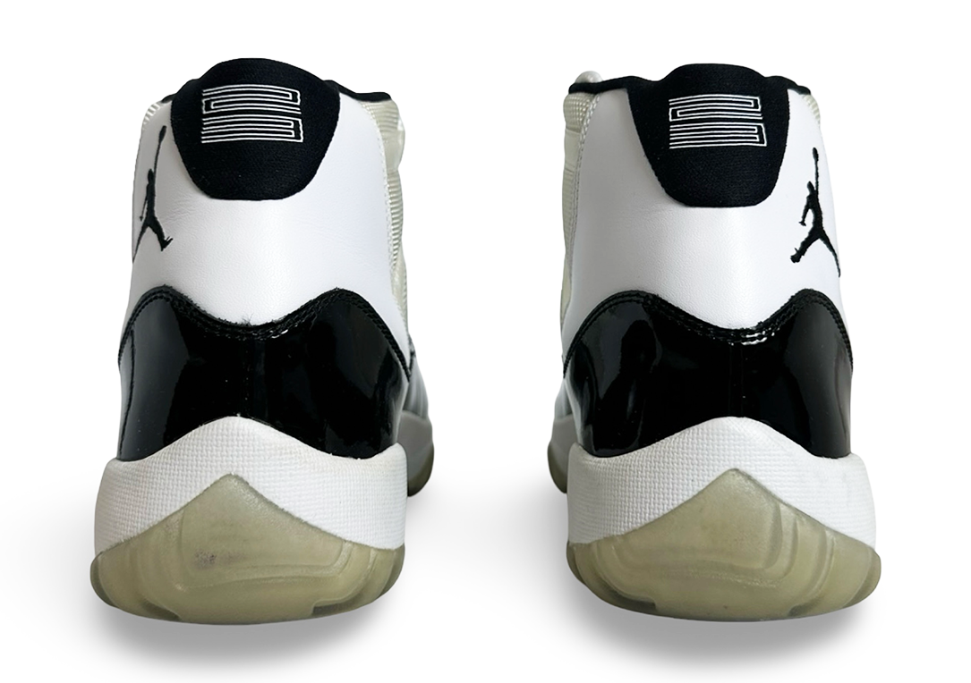 Jordan 11 Retro Concord (2011)