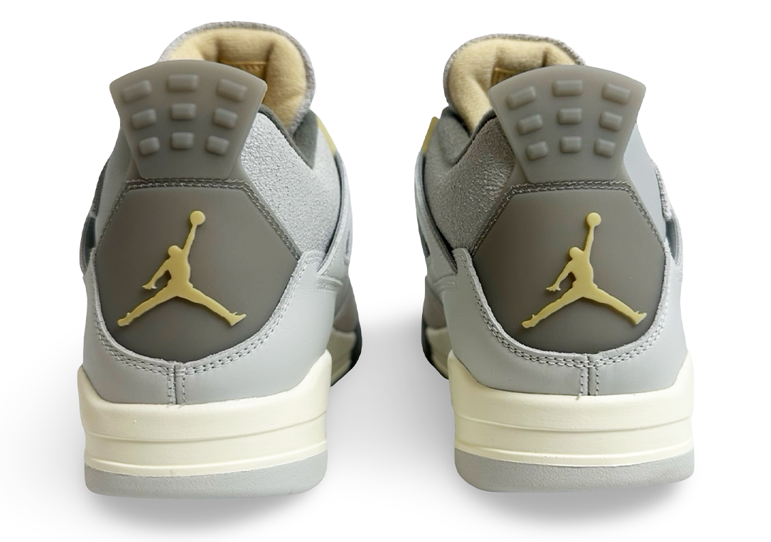 Jordan 4 Retro SE Craft Photon Dust