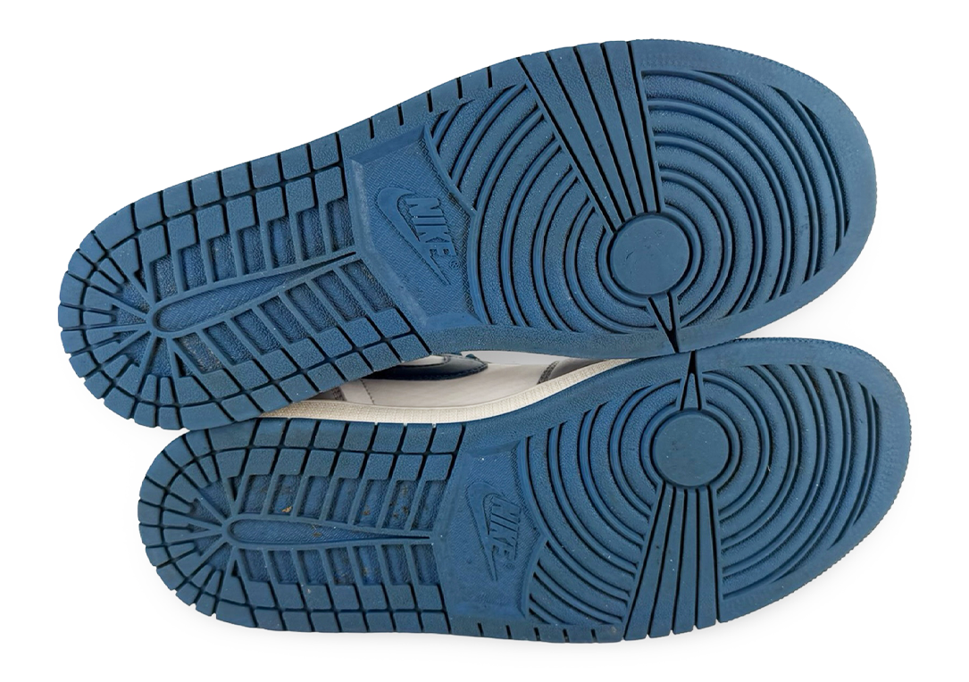 Jordan 1 Mid True Blue