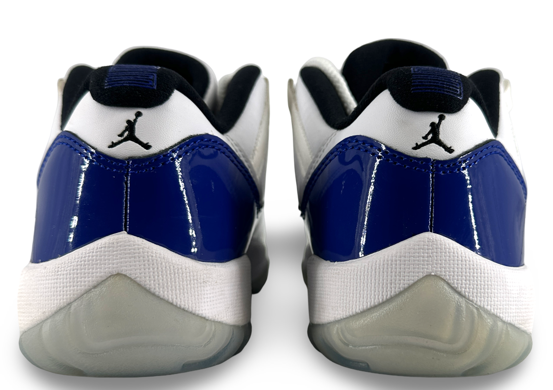 Jordan 11 Retro Low White Concord (Women's)