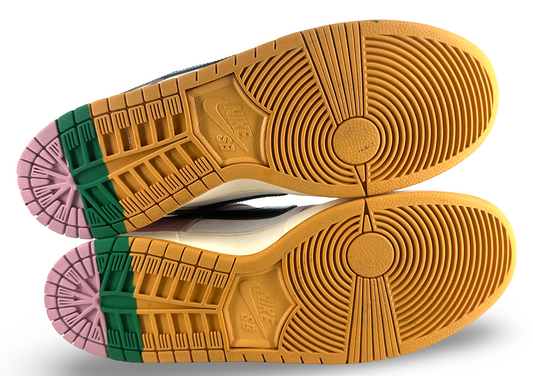Nike SB Dunk Low CSEF