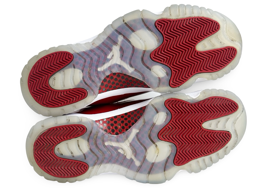 Jordan 11 Retro Cherry (2022)