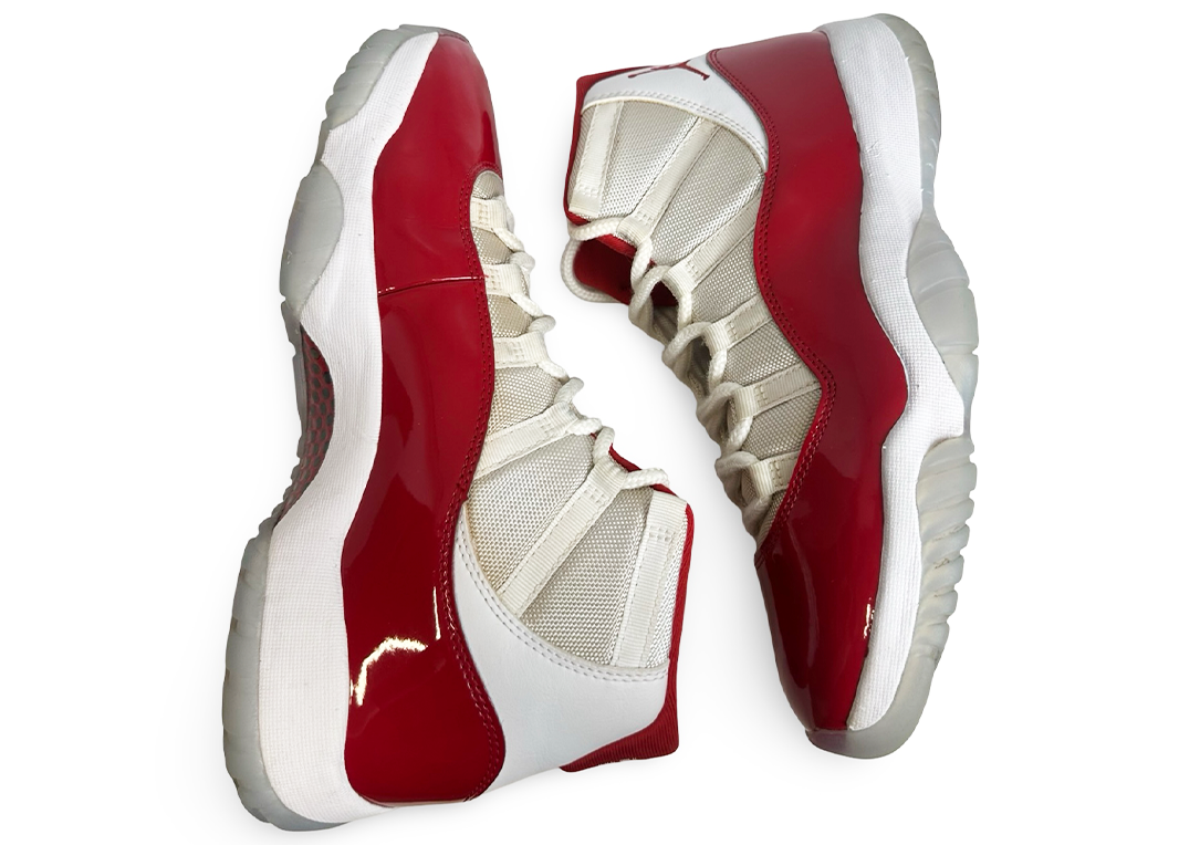 Jordan 11 Retro Cherry (2022)
