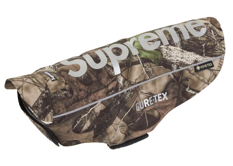 Supreme GORE-TEX Dog Jacket TrueTimber HTC