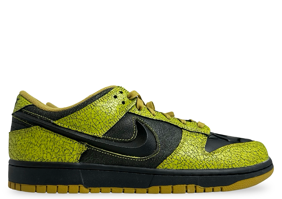 Nike Dunk Low Retro QS Halloween Skull