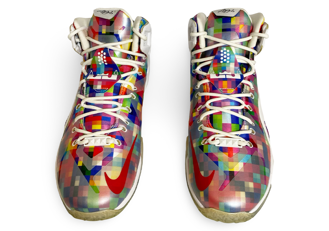 Nike LeBron 12 EXT Prism
