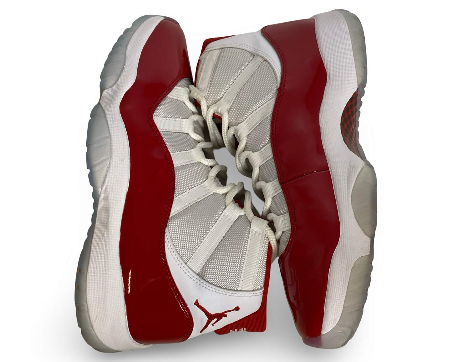 Jordan 11 Retro Cherry (2022)