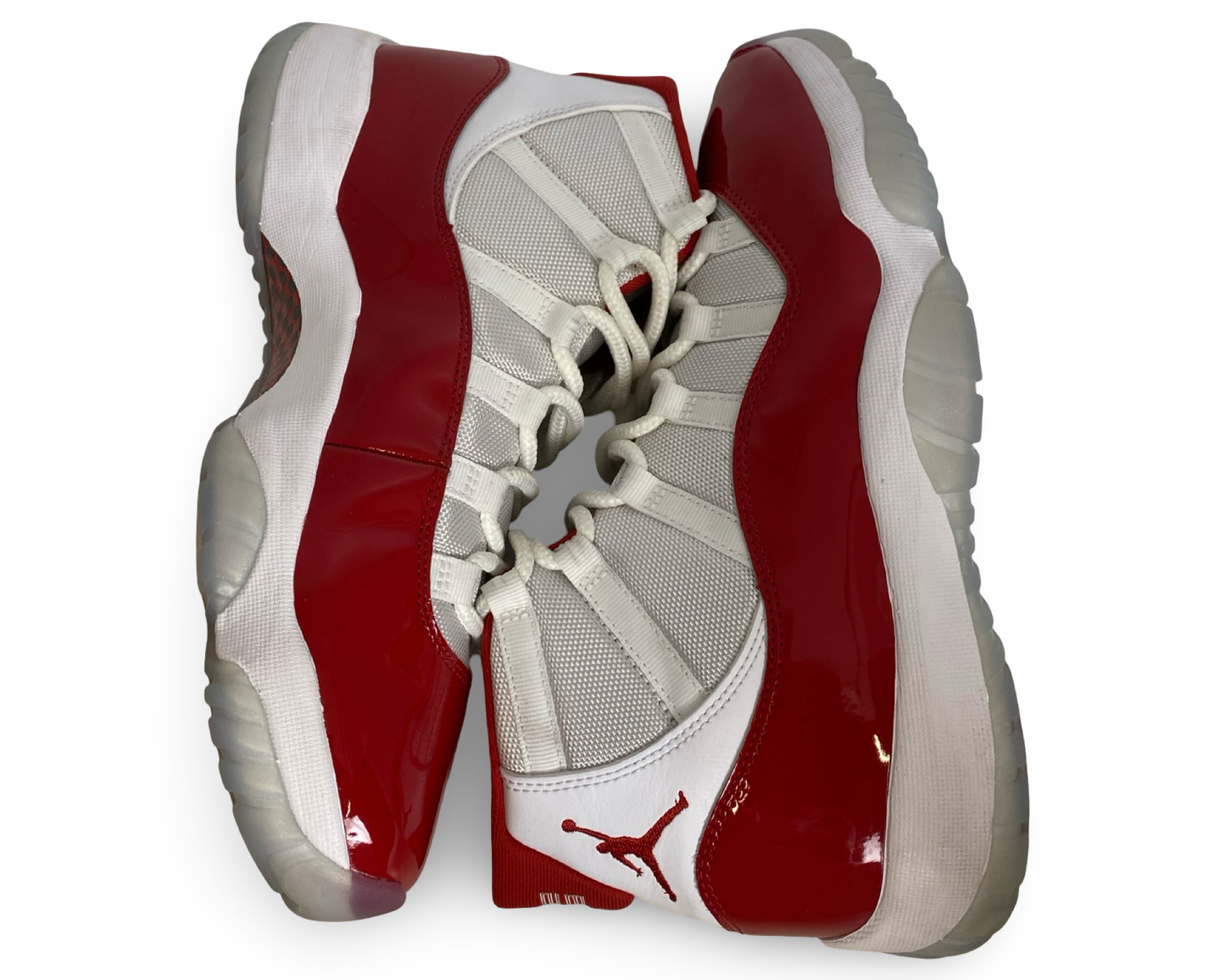 Jordan 11 Retro Cherry (2022)