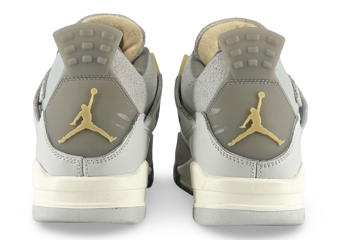 Jordan 4 Retro SE Craft Photon Dust