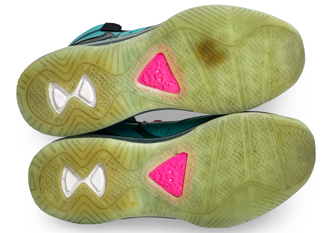 Nike LeBron 8 South Beach (2021)