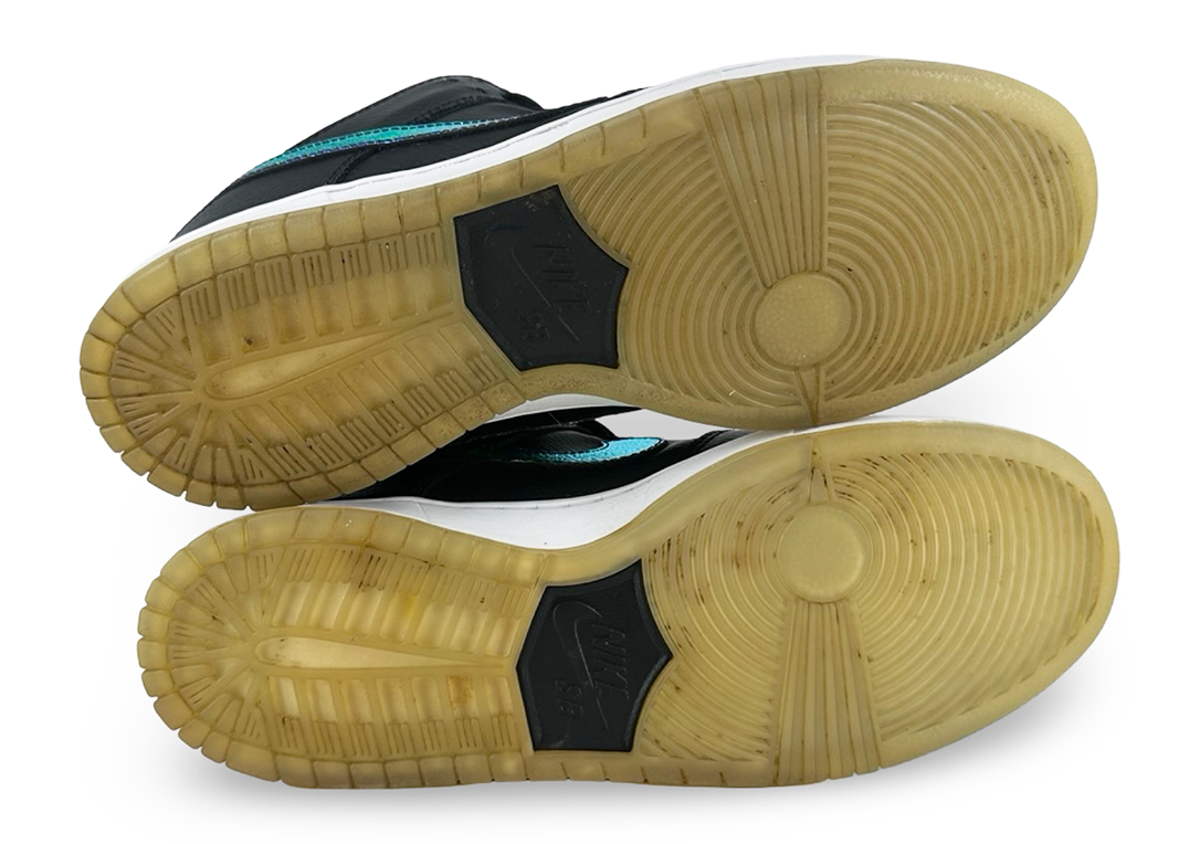 Nike SB Dunk Low Sparkle Oil Spill