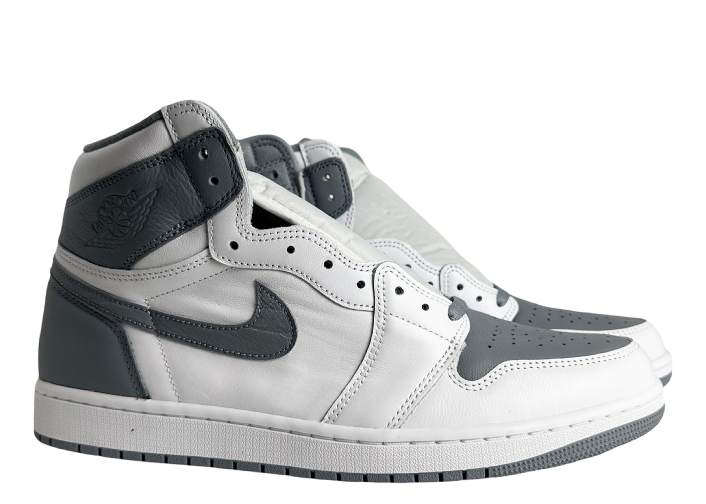 Jordan 1 Retro High OG Stealth