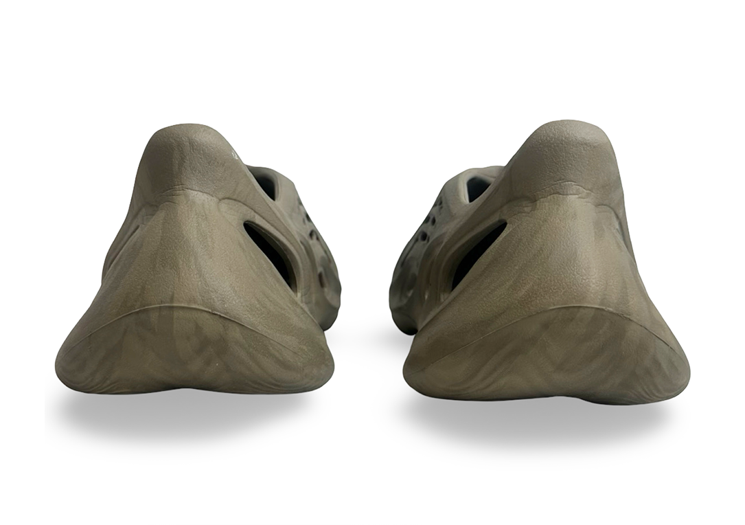 adidas Yeezy Foam RNNR Stone Sage