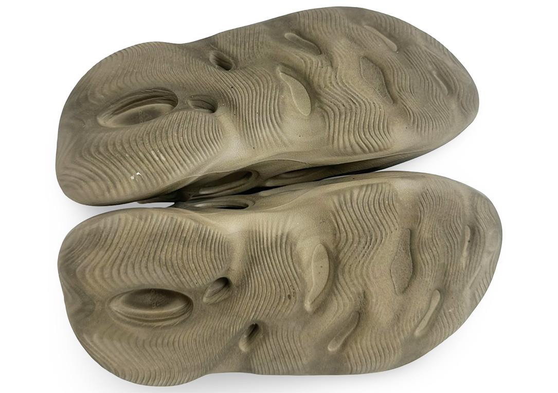 adidas Yeezy Foam RNNR Stone Sage