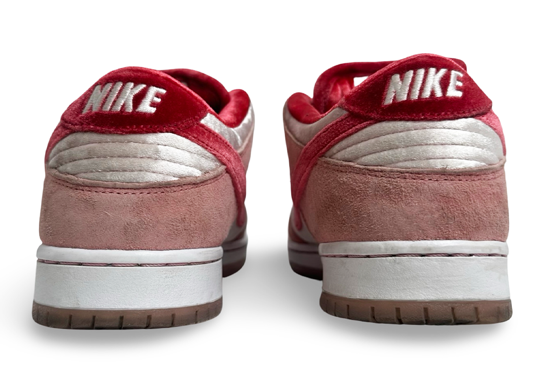 Nike SB Dunk Low StrangeLove Skateboards