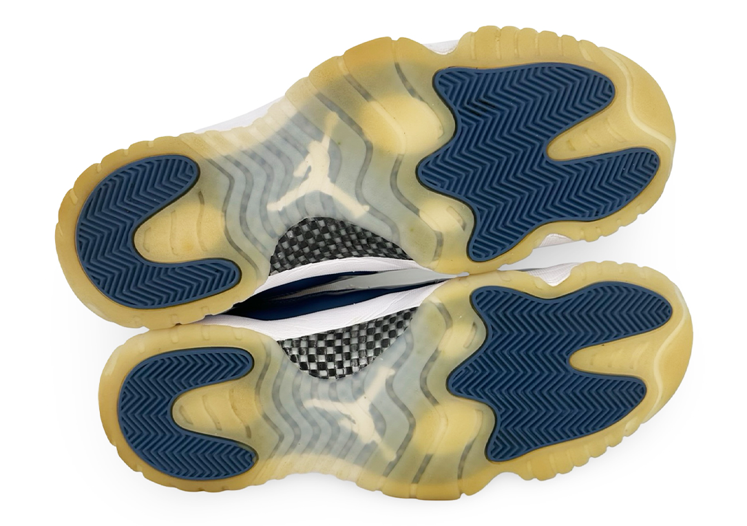 Jordan 11 Retro Low Diffused Blue