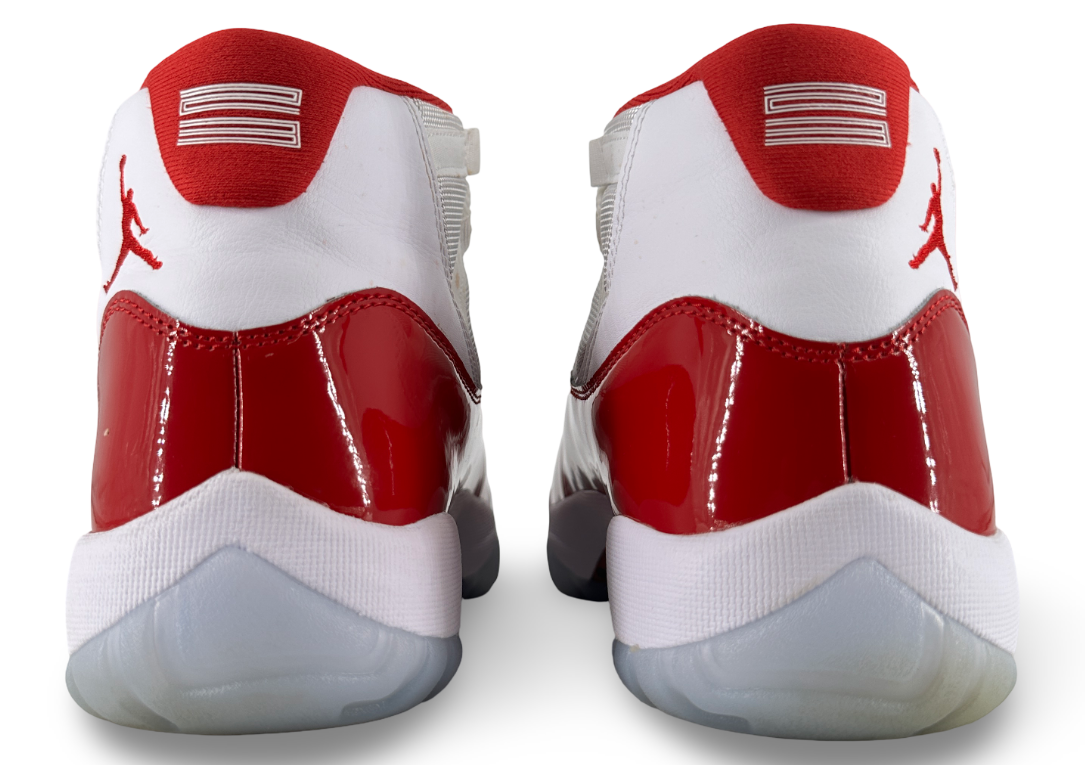 Jordan 11 Retro Cherry (2022)