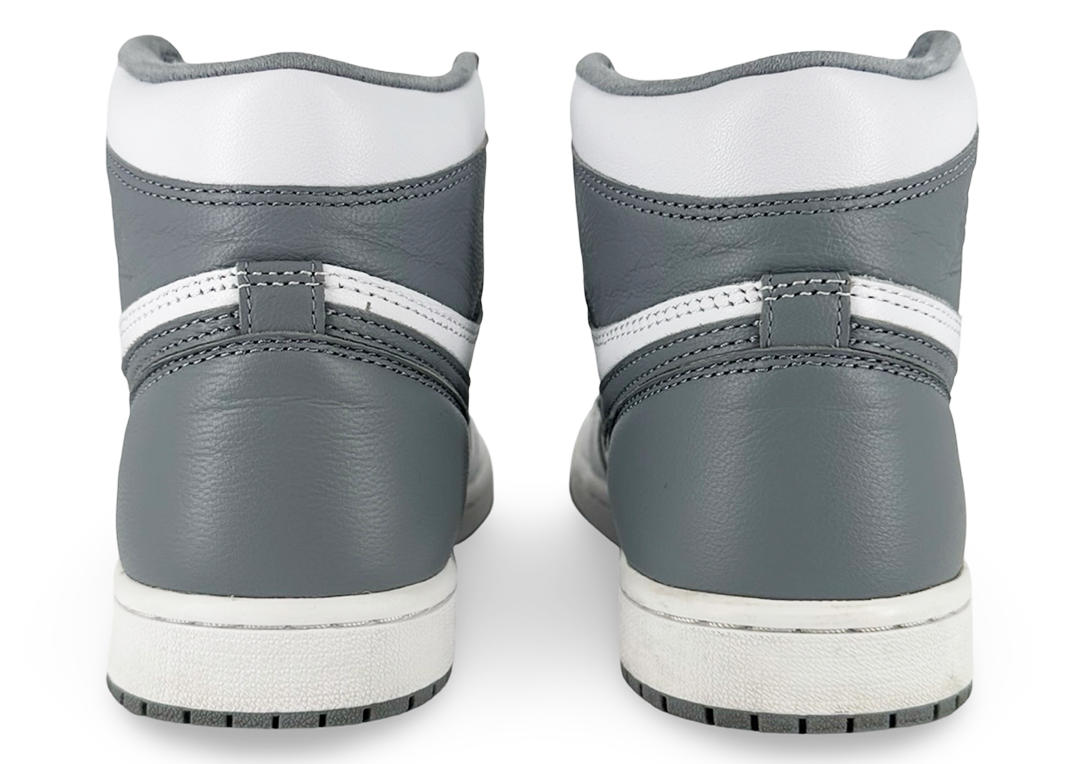 Jordan 1 Retro High OG Stealth