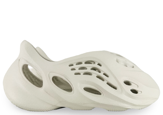 adidas Yeezy Foam RNNR Sand