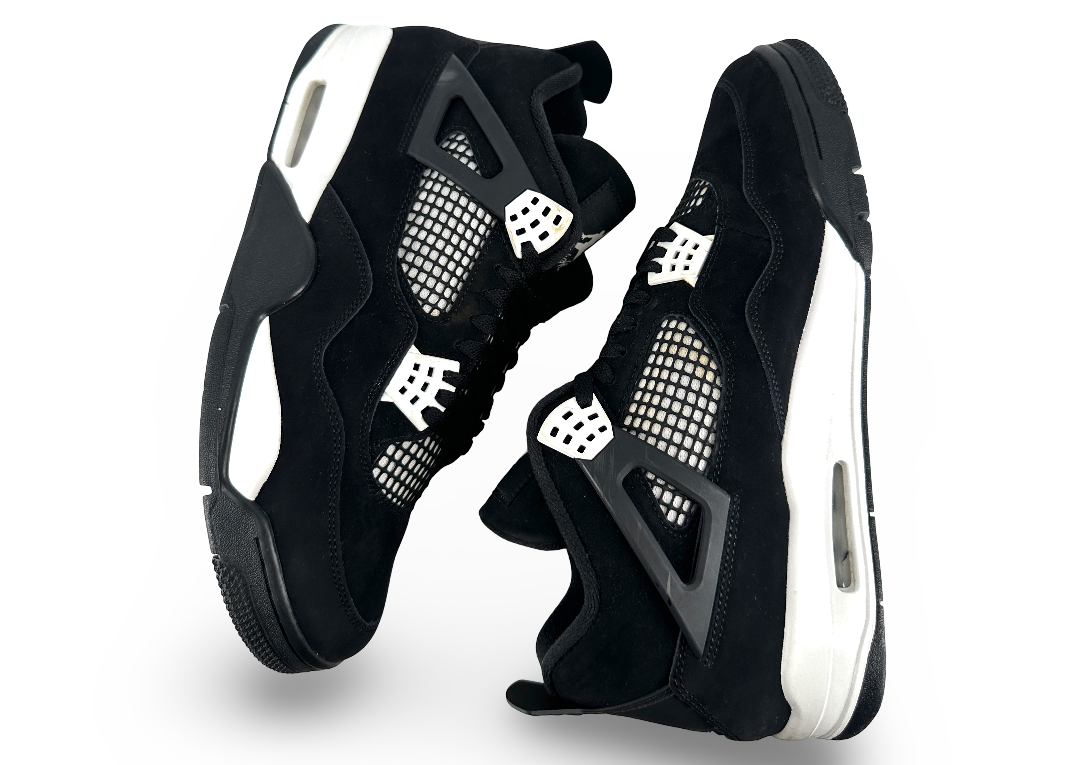 Jordan 4 Retro White Thunder
