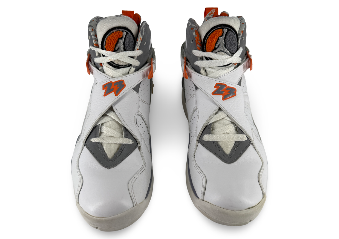Jordan 8 Retro
Orange White