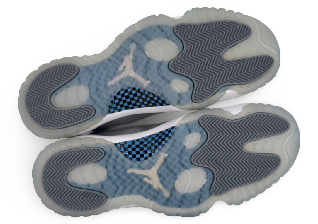 Jordan 11 Retro Low Cement Grey