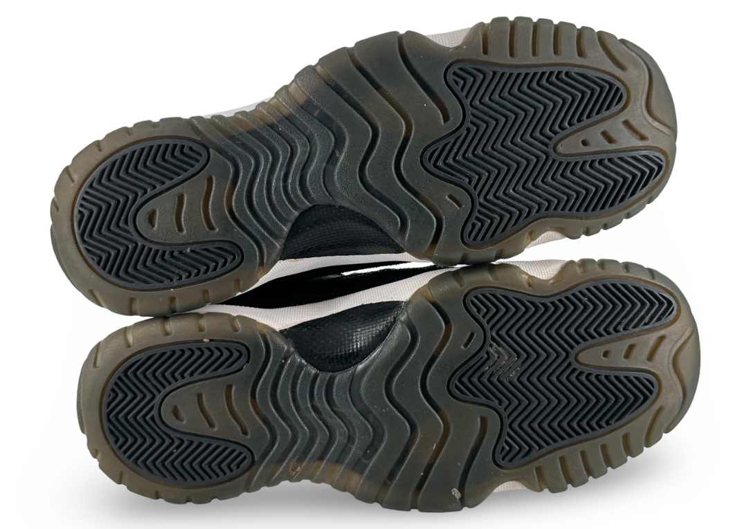 Jordan 11 Retro Heiress Black Stingray (GS)