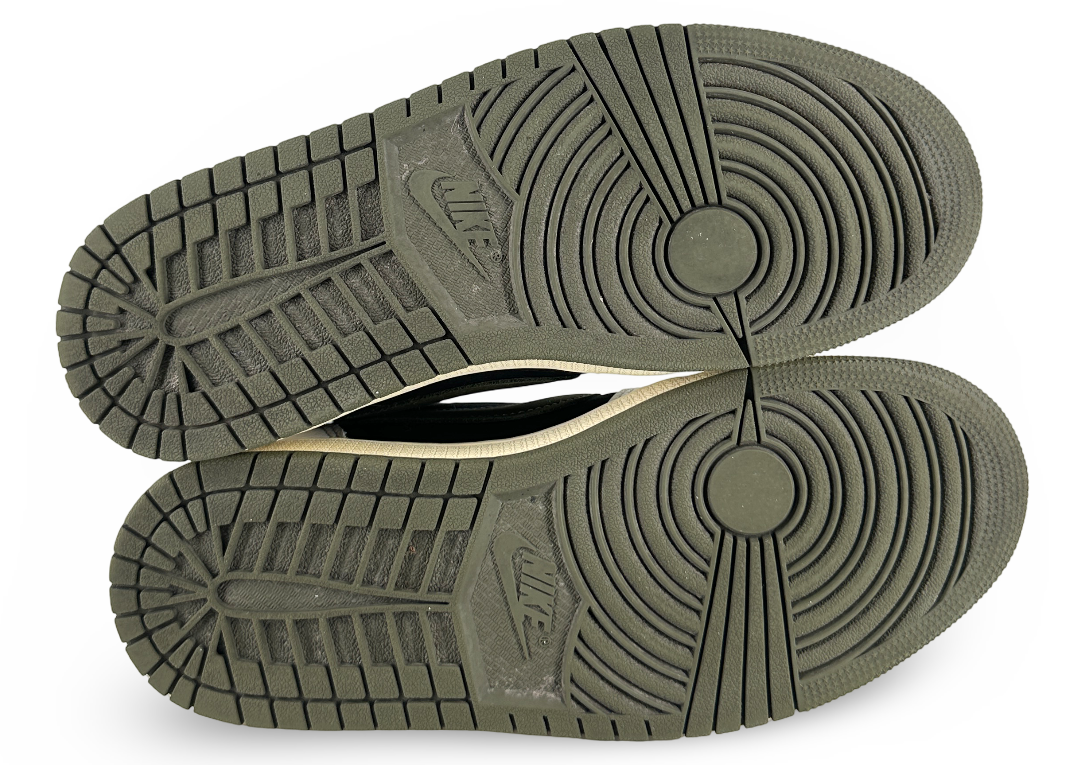 Jordan 1 Retro Low OG SP Travis Scott Olive (Women's)