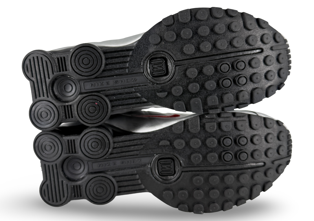 Nike Shox R4 Metallic Silver Black Crimson
