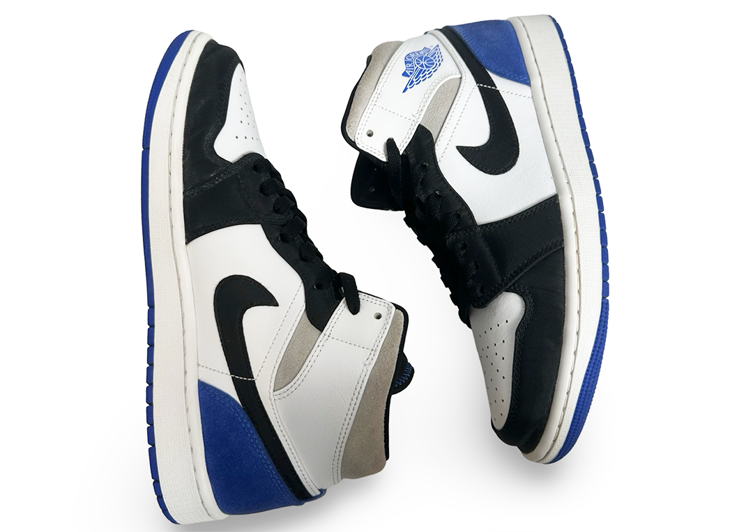 Jordan 1 Mid SE Royal Black Toe