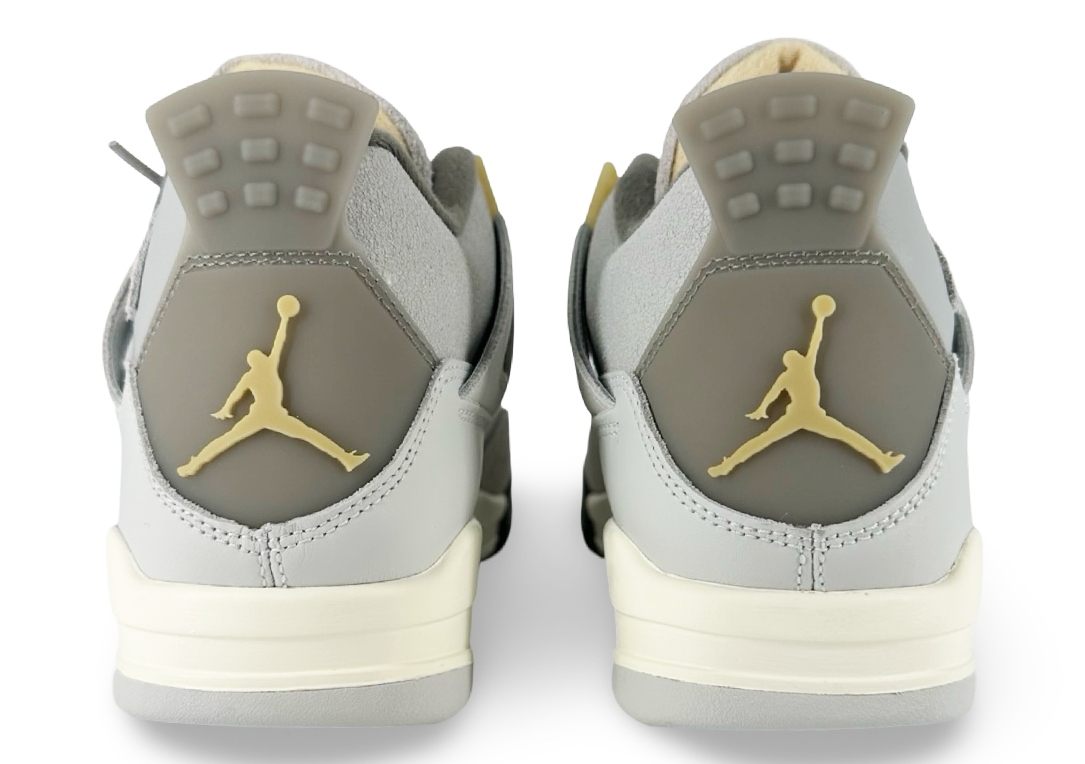 Jordan 4 Retro SE Craft Photon Dust